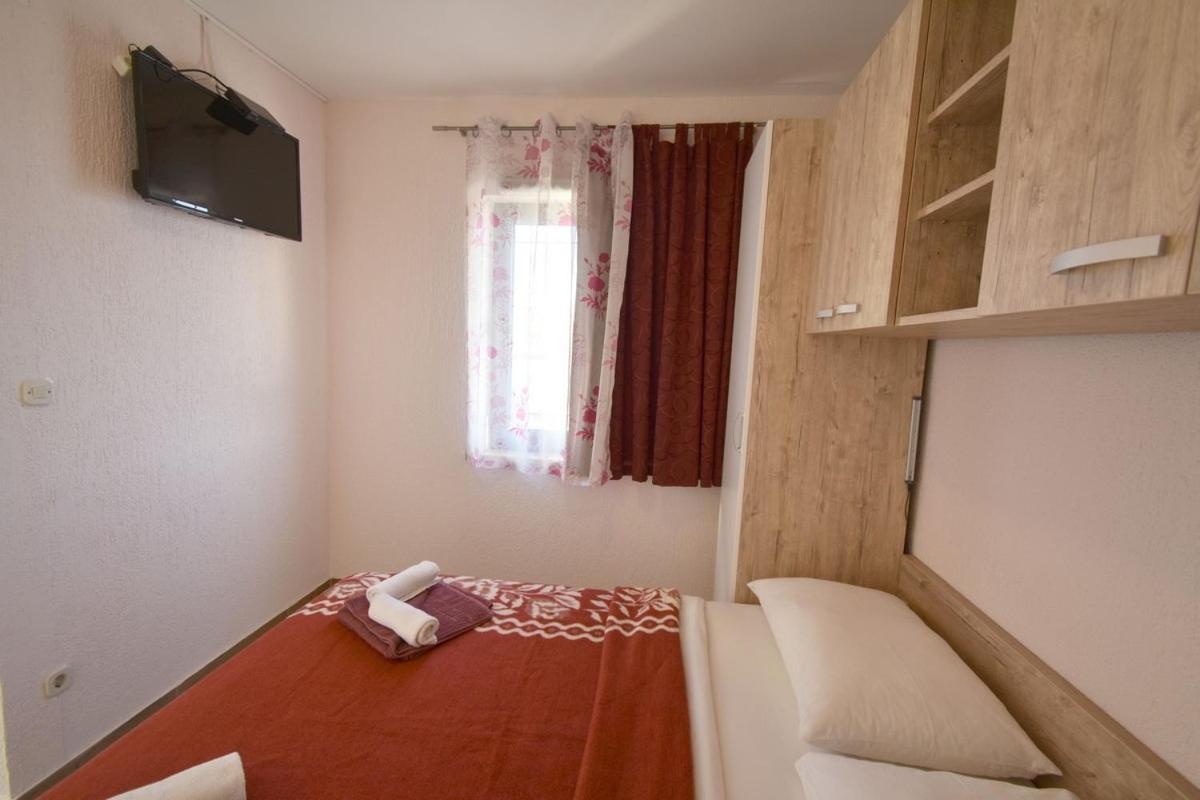 Denjak Apartments Kornić Zewnętrze zdjęcie