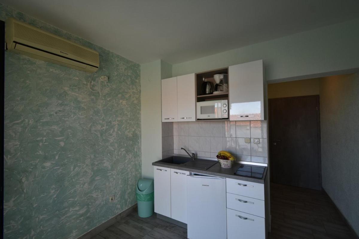 Denjak Apartments Kornić Zewnętrze zdjęcie